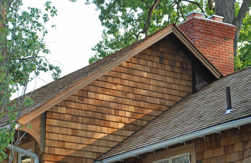 Cedar Shake Roof Repair in Itasca, IL