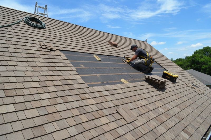 Wood Shingles Repair in Harvey, IL